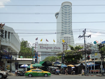 Jun04 Klongsan Plaza 1