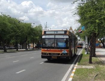 Bus-70 Ratchadamnoen Nok