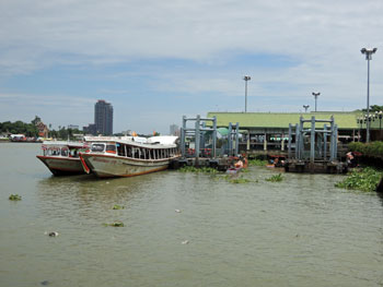 Nonthaburi Pier 2016AUG