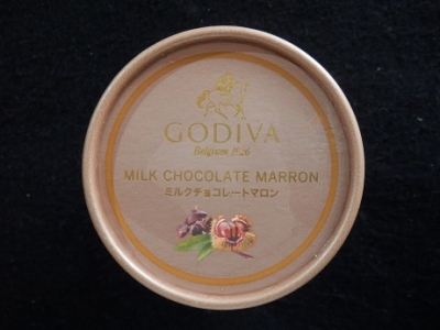 カップアイスミルクチョコレートマロン